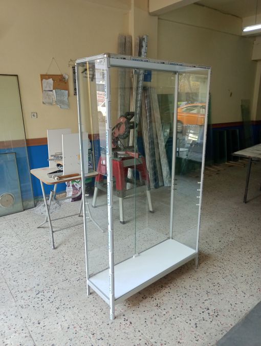 büyük-cam-vitrin